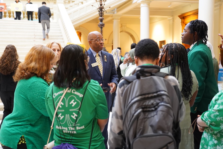 A group of Georgia 4-H'ers from Richmond County on a tour with state Rep. Howard